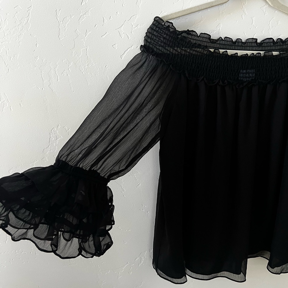 CeCe Black Ruffled Mini Skirt